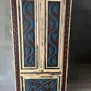 Hand Carved Door, 34 by 71 inches, Antique interior Barn Door, Exterior Front Door, Closet, Pantry Doors, Wall Panel, Headboard, Table Top