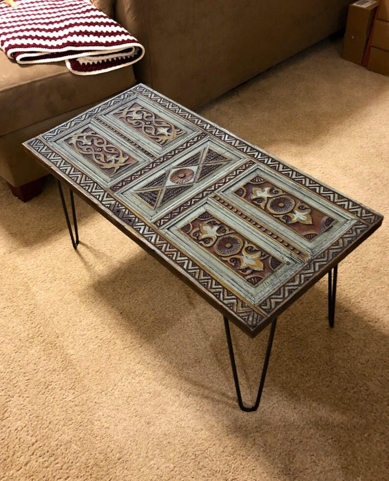 Puerta de granero tallada a mano puerta delantera de entrada | Etsy