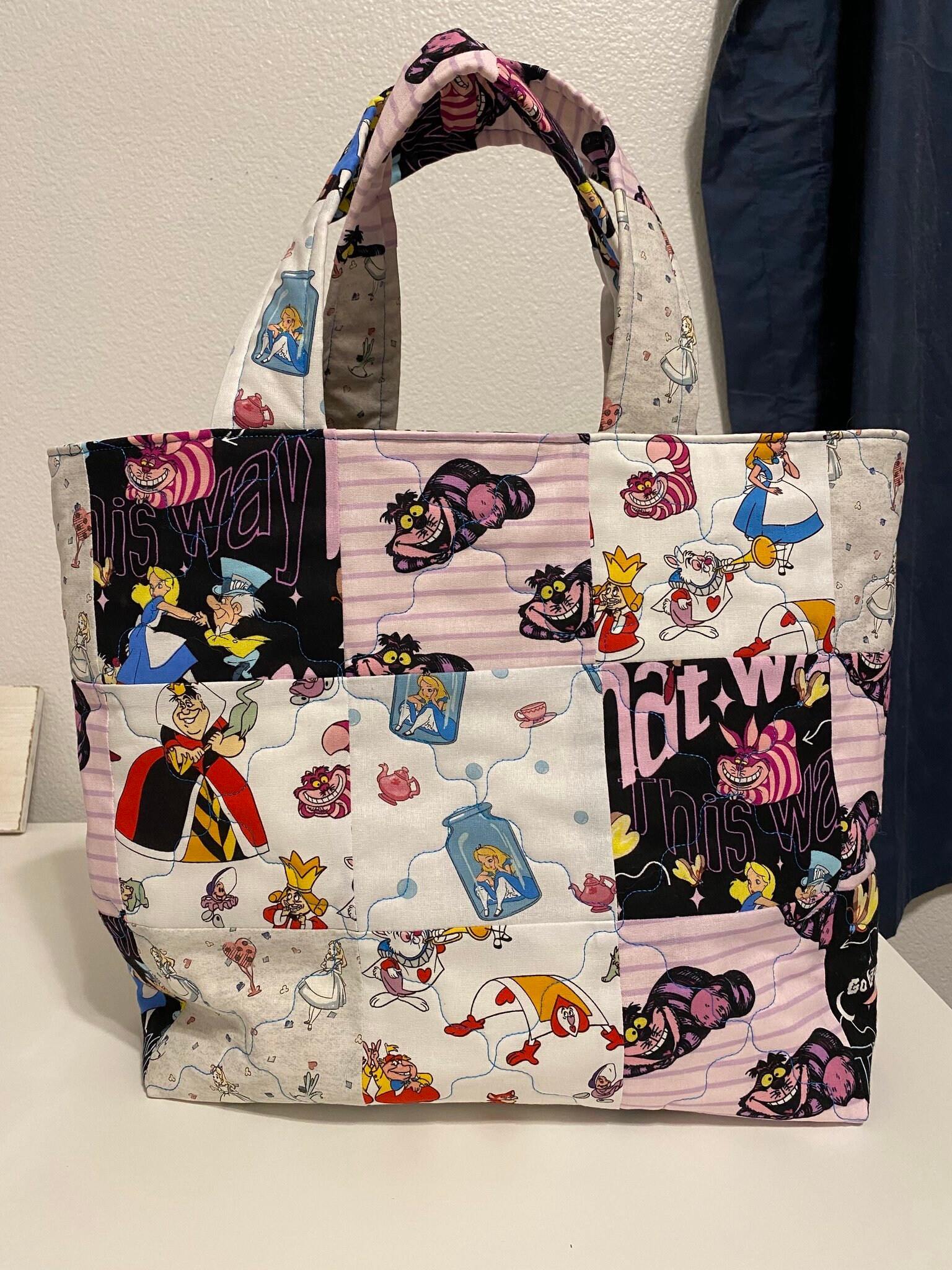 Alice's Adventures In Wonderland Tote Bag – Shelftify