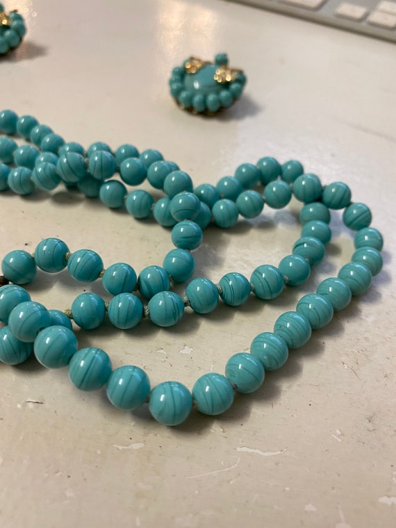 Milkglass 3 strand bead necklace/Turquoise - image 2