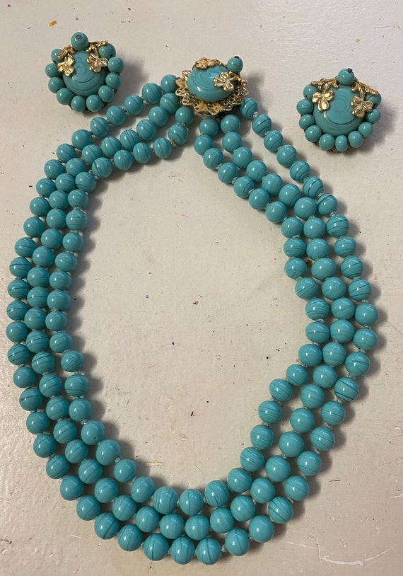 Milkglass 3 strand bead necklace/Turquoise - image 1