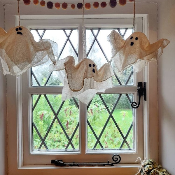 Rustikaler Halloween Geist Dekor - Gruselige Fenster Dekoration