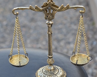 Bilancia della giustizia, regalo per avvocato, arredamento per studio legale, stampa per avvocato, arredamento per ufficio, arredamento per la casa, vintage, bilance, regalo per studio legale