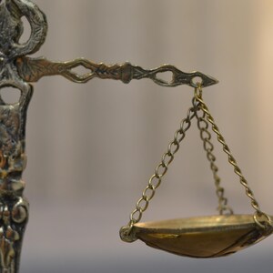 Vintage Brass Scales of Justice, Lawyer Gift, Law Student Graduation Gift, Decorative Law Scales for Office, Ornate Brass Balance Scale image 6