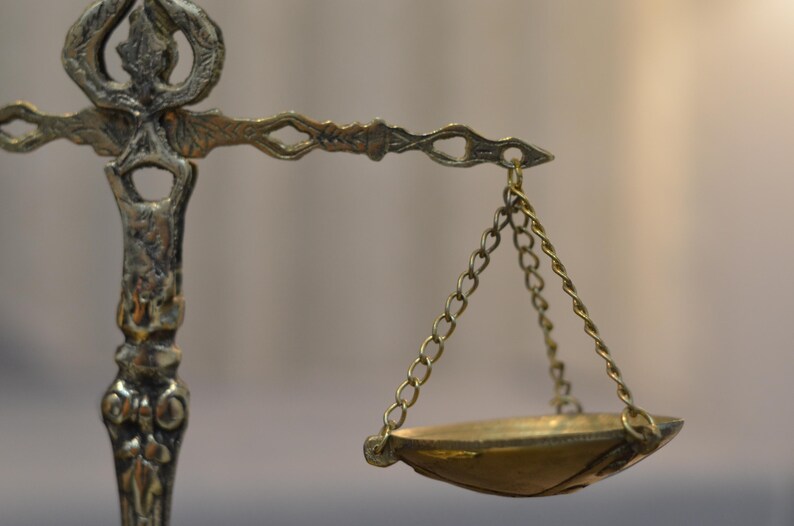 Vintage Brass Scales of Justice, Lawyer Gift, Law Student Graduation Gift, Decorative Law Scales for Office, Ornate Brass Balance Scale image 6