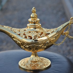 Aladdin's Magic Lamp, Visual Torch Disney Aladdin, Antique Oil Lamp, Genie Lamp, Brass Decoration, Genie Lamp Gift, Aladin Genie Lamp