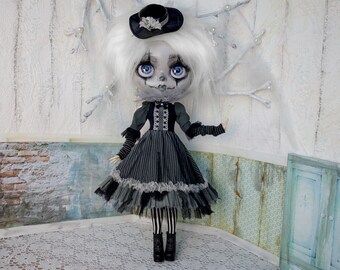 blythe doll gothic