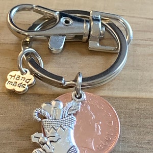 Personalised Christmas Stocking Filler/ Secret Santa Gift 1998 Polished Lucky Penny Coin & Charms Keepsake Keyring For Him Her In Gift Bag