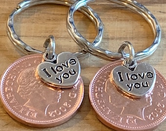 22nd Wedding Anniversary Polished 2002 Coins & Charms On Keyrings In Gift Bag Gift For Husband Wife Boyfriend Girlfriend Friends 2pcs Set