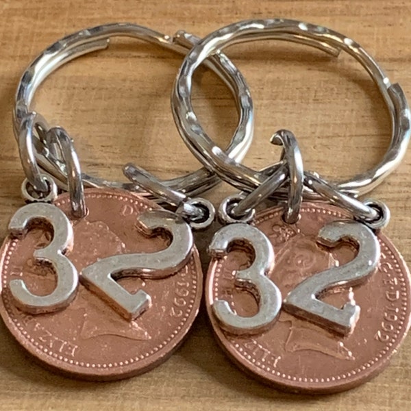 32nd Wedding Anniversary Polished 1992 Coins & Charms On Keyrings In Gift Bag Gift For Husband Wife Girlfriend Boyfriend Friends 2pcs set