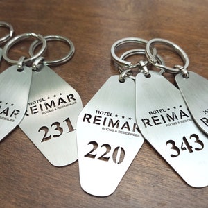 Personalized Stainless Steel Hotel Keychain, Custom Logo & Room Numbers, hotel decor