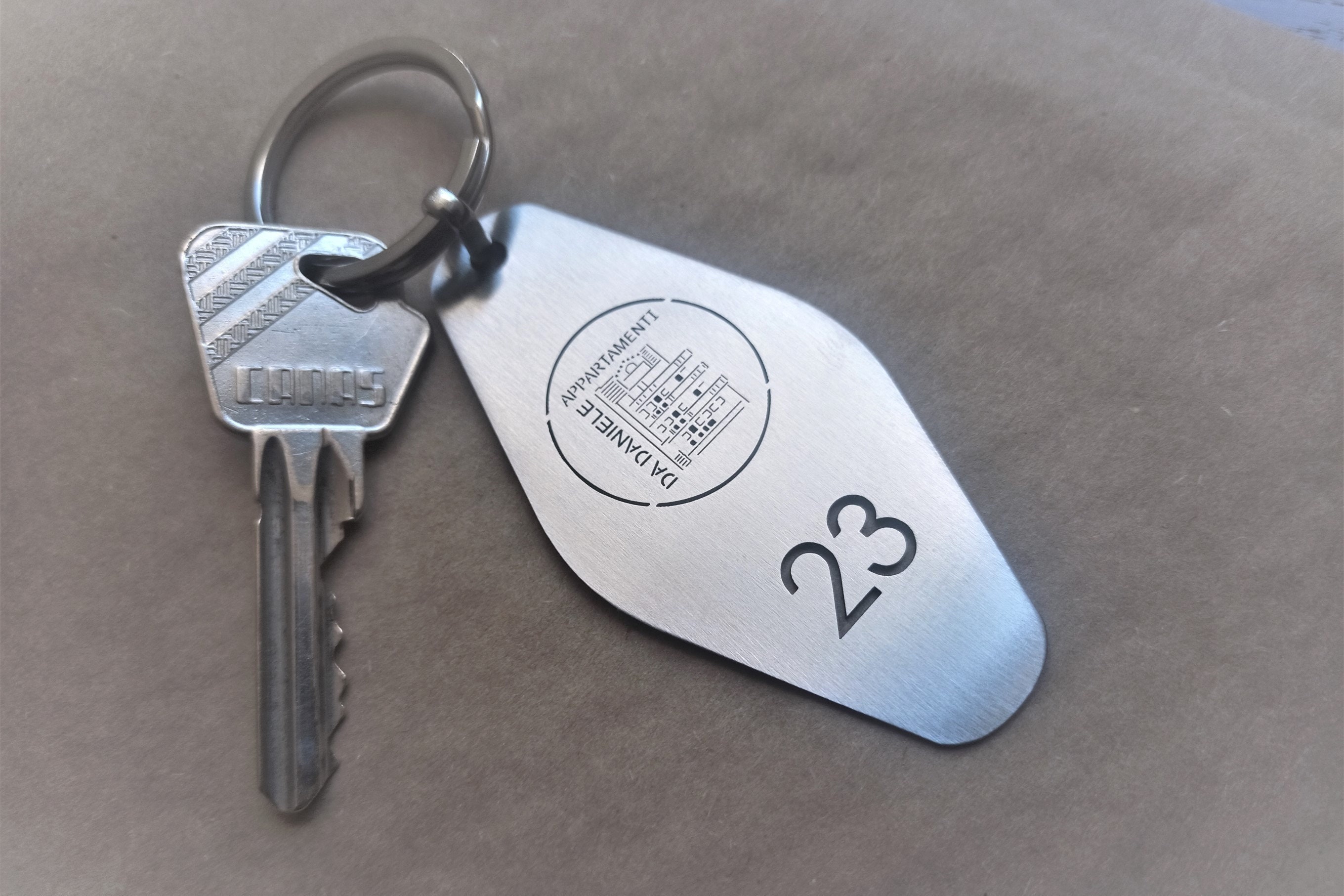 Porte-clés d'hôtel avec votre logo, Porte-clés d'hôtel en métal