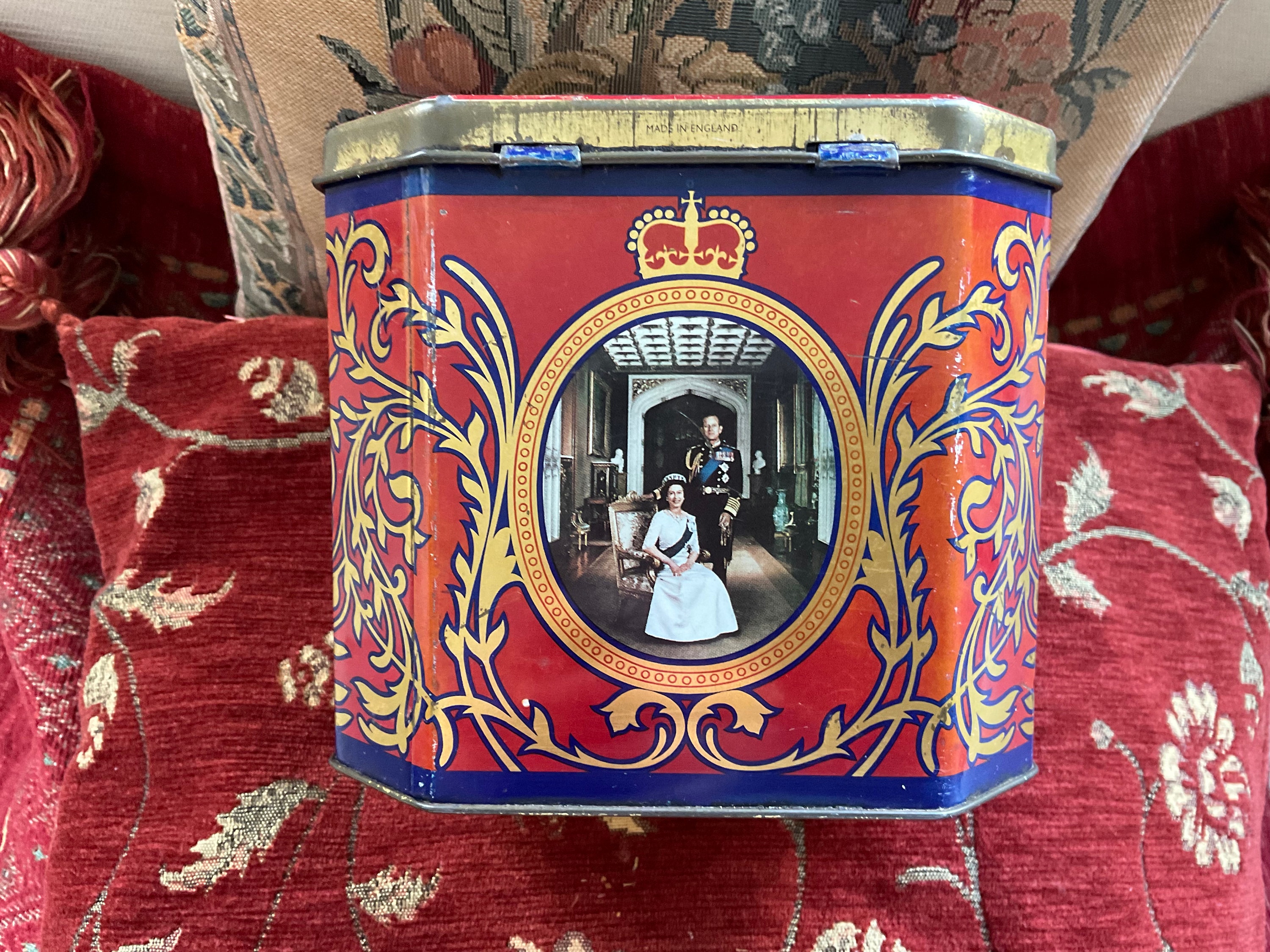 Ringtons tea caddy - Etsy 日本