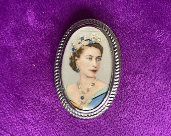1953年エリザベス2世女王戴冠記念メダル/バッジ - 直径3.3 cm - Etsy 日本