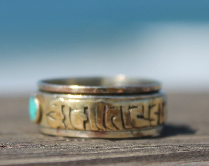 Mantra OM Brass Spinning Ring