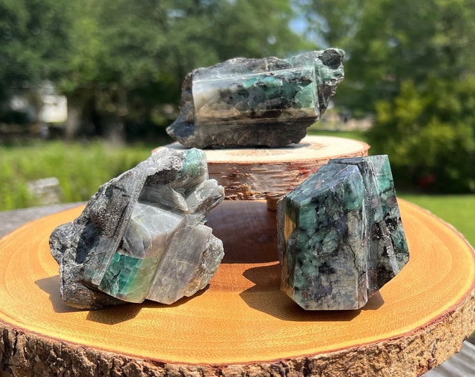 Green Emerald Specimen ~ Stone of WISDOM and LUCK