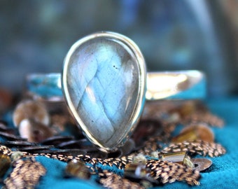 Labradorite Sterling Silver Ring  ~ Rainbow Labradorite Ring ~ Bohemian Ring ~ Hippie Ring ~ Stone Silver Ring ~ Gift for Her