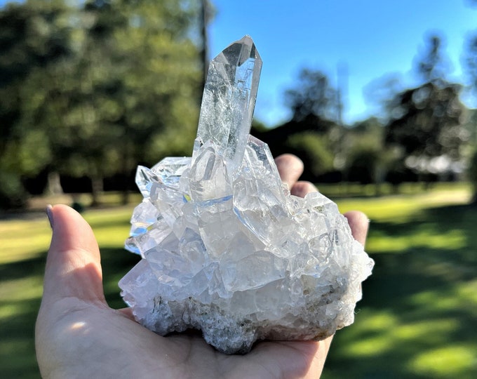 Clear Quartz Cluster Point ~ Crystal Quartz Cluster~  Clear Quartz Point   ~ Rock Collector ~ Crystal cluster ~ rare find ~ Home ~ Reiki