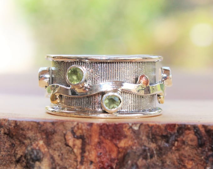 Peridot Sterling Silver Spin Ring