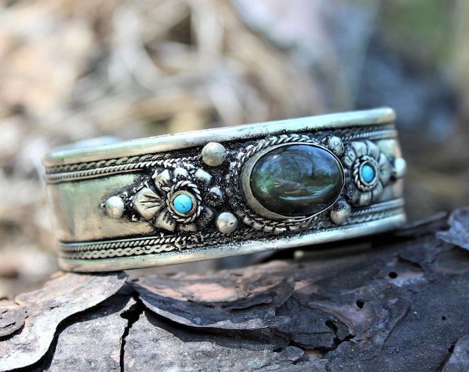 Labradorite Cuff Bracelet