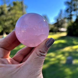 Natural Rose Quartz Ball ~ Crystal Sphere ~ Crystal Ball ~ Crystal Gifts ~ Energy Crystal ~ Crystal Heal  ~ Home Decoration ~ Pink Crystal