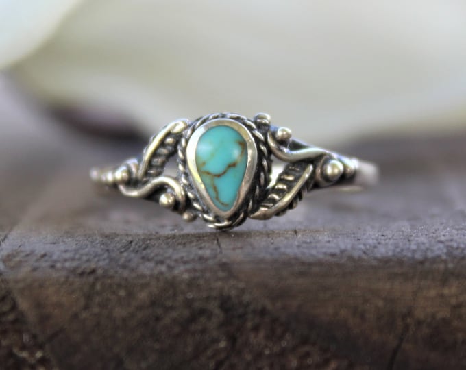 Turquoise Sterling Silver Ring size 4