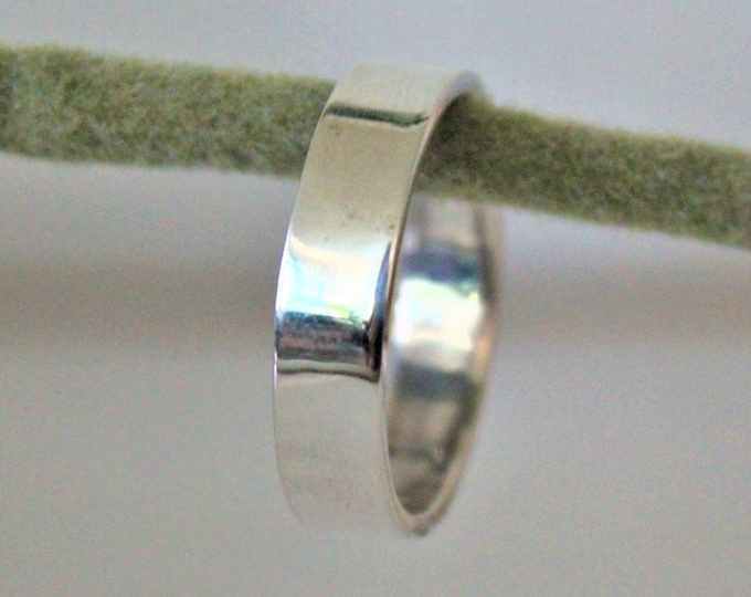 Sterling Silver Band Ring