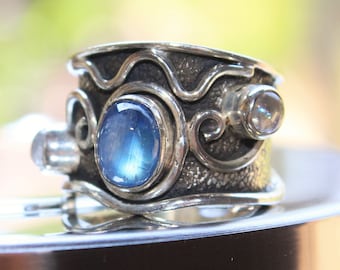 Labradorite Sterling Silver Ring size 5.5