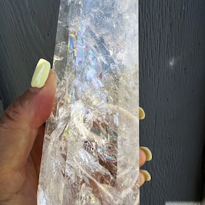 Voll von erstaunlichen Regenbögen in Clear Quartz Tower ~ Wählen Sie Ihre
