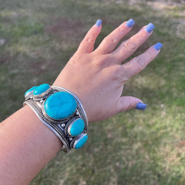 Pulsera de puño turquesa, pulsera de piedra de nacimiento, pulsera de piedra azul, pulsera boho, pulsera de vaquero, pulsera del suroeste