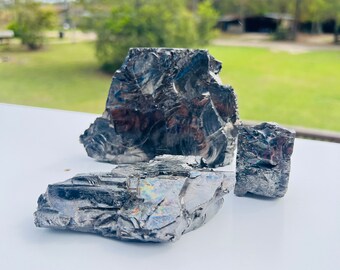 Shungite Chunk with amazing Rainbows