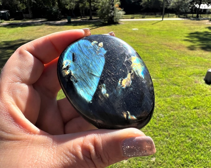 Labradorite Spectralite Palm Stone for TRANSFORMATION ~ Polished labradorite palm stones ~ Palm stone pebble ~ Spectralite Pebble ~ Home