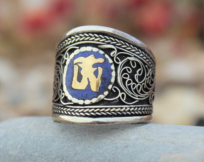 Mantra OM Adjustable Ring