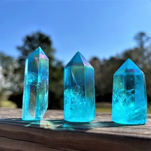 Aqua Aura Blue Quartz Tower ~ Blue Angel Aura Quartz Tower ~ Blue Aura Quartz ~ Natuurlijke Quartz met Blue Angel Aura ~ Rainbow Crystal