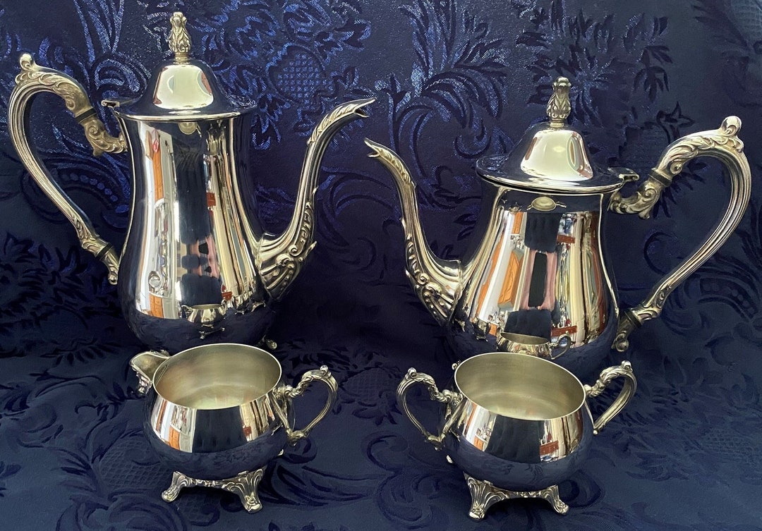 Vintage Oneida Silverplate Tea Set/ Made in USA /coffee Pot /teapot