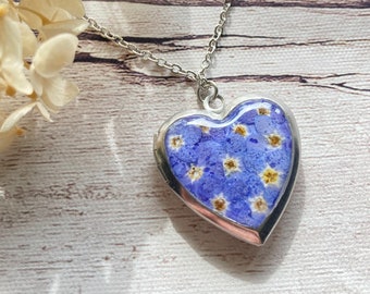 Collier médaillon coeur, pendentif photo coeur, médaillon fleurs séchées pressées, petit collier coeur, médaillon photo coeur en argent, pendentif ouvrable