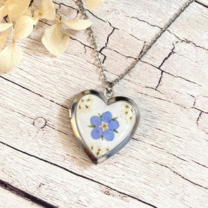 Forget Me Not Heart Locket Necklace, Photo Heart Pendant, Dried Pressed Flower Locket, Tiny Heart Necklace, Silver Heart Photo Locket,