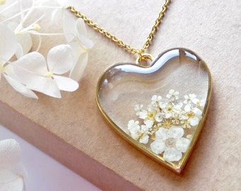 Real Flower Necklace, Flower Heart Pendant, Pressed Flower Necklace, Resin Heart Necklace, White Flower Heart, Gift For Bride, Gift For Her