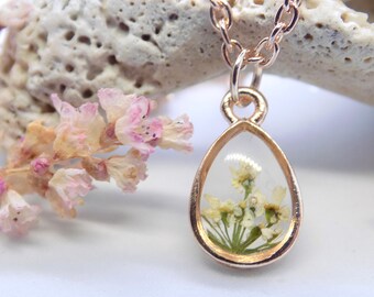 Dainty Flower Necklace, Tiny Flower Pendant, Micro Jewellery