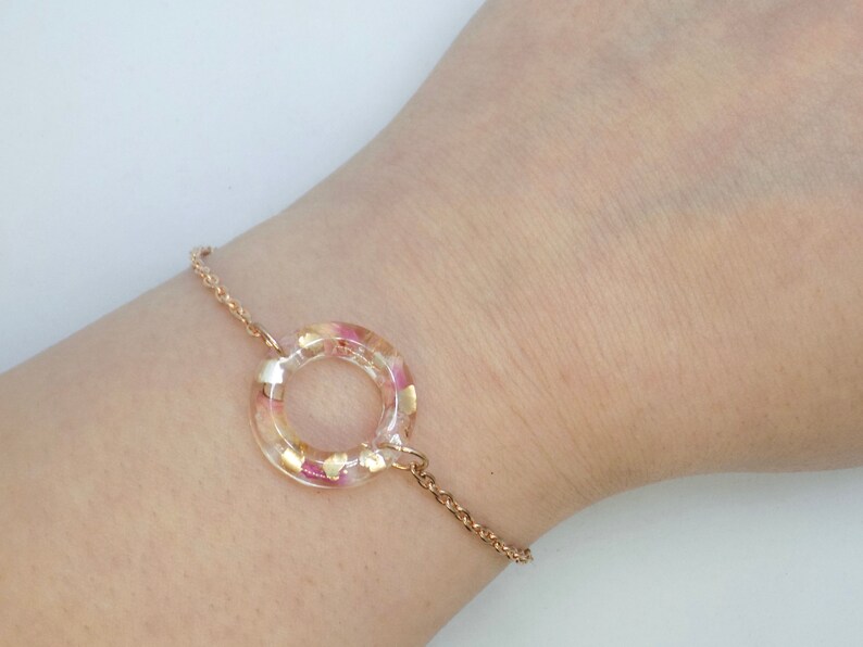 Bracelet fleurs véritables, bracelet avec pétales et flocons dorés, bracelet fleurs, bracelet en résine cercle, bracelet géométrique, bracelet en or rose image 8