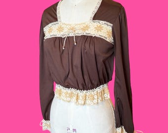 Vintage 1970s Chocolate Brown Yellow Floral Lace Long Sleeve Elastic Bead Trim Ties Peasant Style Hippie Top