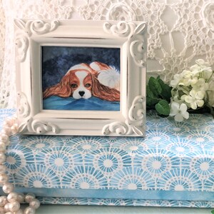 CAVALIER KING CHARLES Spaniel, Impression dart miniature encadrée, Art minuscule, Peinture miniature, Cadeau pour amoureux de Cavalier, Collectionneur miniature image 3