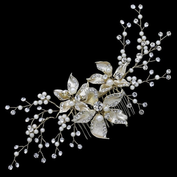 wedding bridal crystal great gatsby Vintage gold filigree brooch black rhinestones white pearls