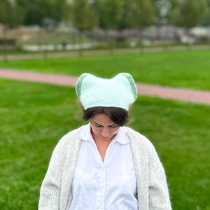 Knitted head scarf. Handcrafted headscarf. Knit head scarf with ties. Kerchief for women
