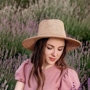 Fedora Ladies Straw Hat. Women fedora hat. Kraft Straw Panama Hat