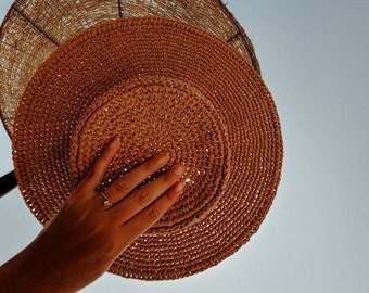 Raffia boater hat. Beach hats women. Natural Crocheted Raffia