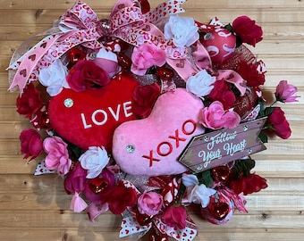 Valentines Day Wreath, Red Wreath, Pink Wreath, Heart Wreath, Rose Wreath, Conversation Hearts, Valentines Day Decor, Door Hanger, Valentine