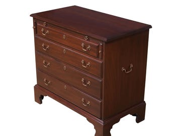 NVIN0337 Henkel Harris Bachelors Chest of Drawers