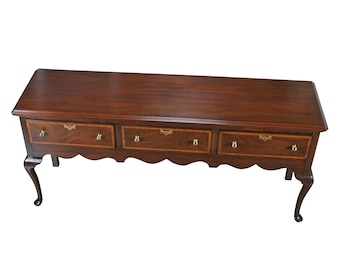 NVIN0256 Henkel Harris Vintage Banded Sideboard