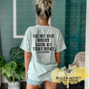 Herregud Becky Bunt SVG: Rolig basebolldesign (digital nedladdning)